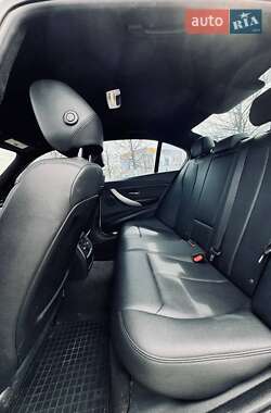 Седан BMW 3 Series 2013 в 