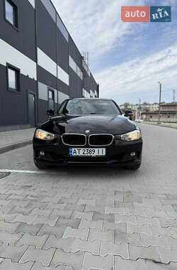 Седан BMW 3 Series 2013 в 