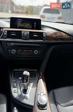 Седан BMW 3 Series 2013 в 