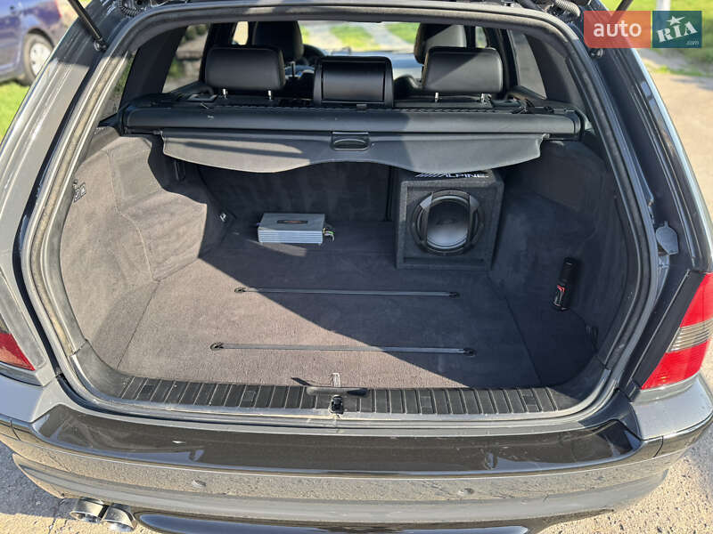 Универсал BMW 3 Series 2004 в Ровно