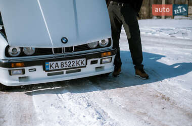 Седан BMW 3 Series 1987 в 