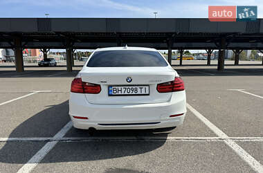 Седан BMW 3 Series 2015 в 