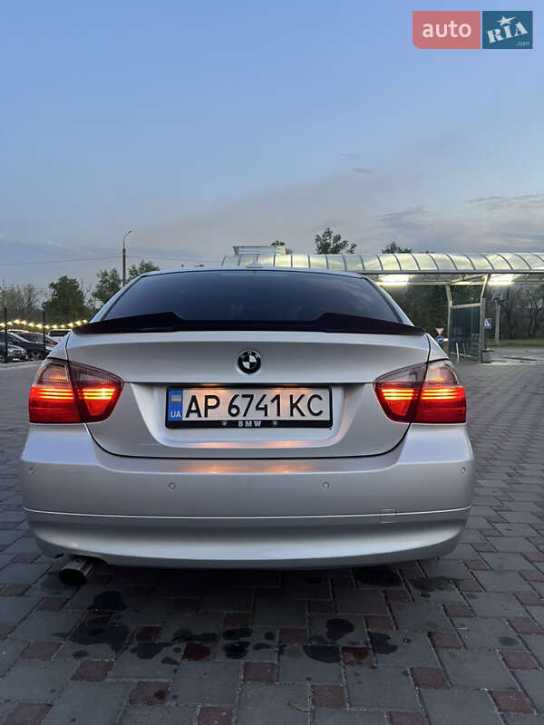 Седан BMW 3 Series 2005 в Измаиле фото 8 Седан BMW 3 Series 2005 в Измаиле