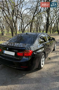 Седан BMW 3 Series 2013 в 