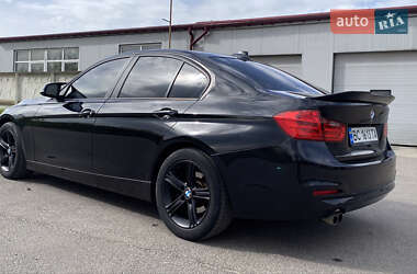 Седан BMW 3 Series 2014 в 