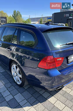 Универсал BMW 3 Series 2010 в 