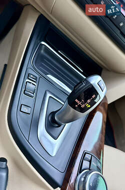 Седан BMW 3 Series 2013 в 