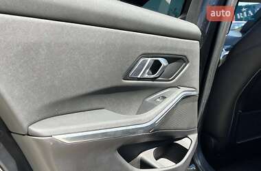 Седан BMW 3 Series 2020 в 