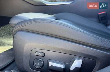 Седан BMW 3 Series 2020 в 