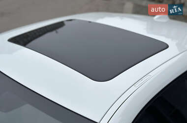 Седан BMW 3 Series 2022 в 
