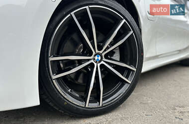 Седан BMW 3 Series 2022 в 