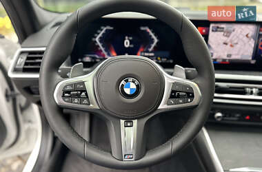 Седан BMW 3 Series 2022 в 