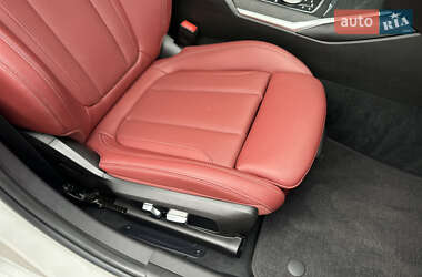 Седан BMW 3 Series 2022 в 
