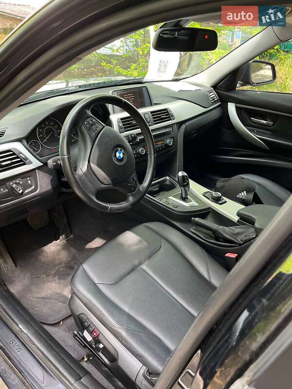 Седан BMW 3 Series 2012 в Киеве