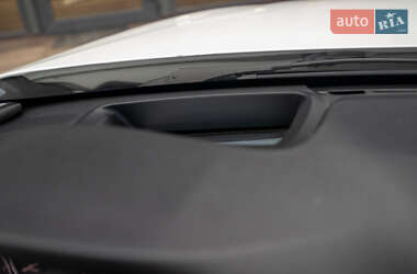 Седан BMW 3 Series 2013 в 