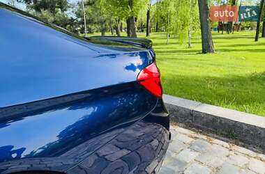 Седан BMW 3 Series 2017 в 