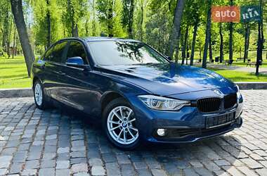 Седан BMW 3 Series 2017 в 