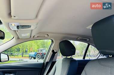 Седан BMW 3 Series 2017 в 