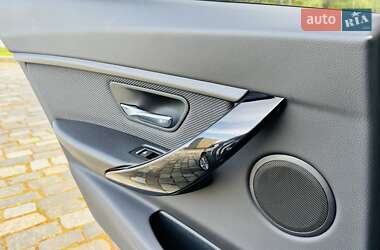 Седан BMW 3 Series 2017 в 