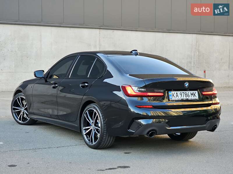 Седан BMW 3 Series 2022 в Киеве