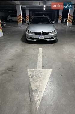 Седан BMW 3 Series 2015 в 