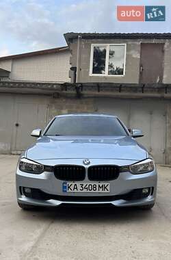 Седан BMW 3 Series 2013 в Вышгороде