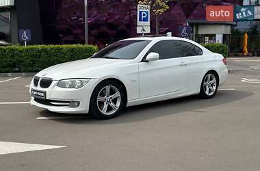 Купе BMW 3 Series 2013 в 