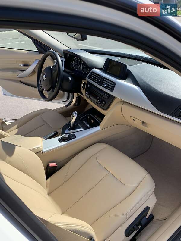 Седан BMW 3 Series 2012 в Києві