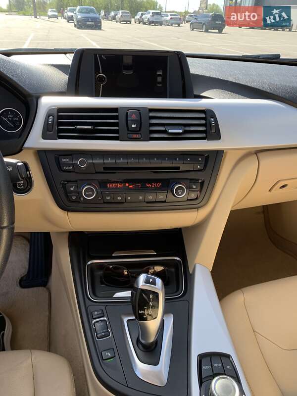 Седан BMW 3 Series 2012 в Києві