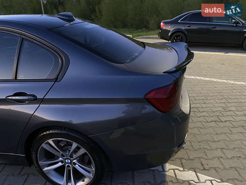 Седан BMW 3 Series 2014 в Ивано-Франковске