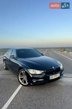 Седан BMW 3 Series 2015 в Кривом Роге
