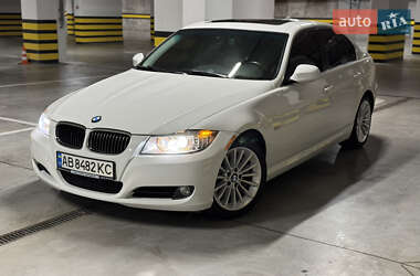 Седан BMW 3 Series 2011 в Виннице