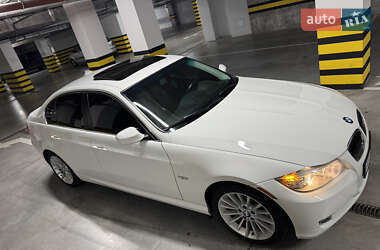 Седан BMW 3 Series 2011 в 