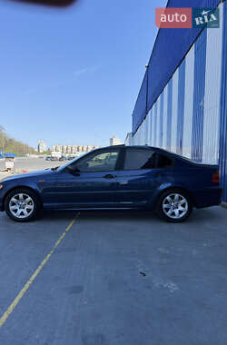 Седан BMW 3 Series 2004 в 