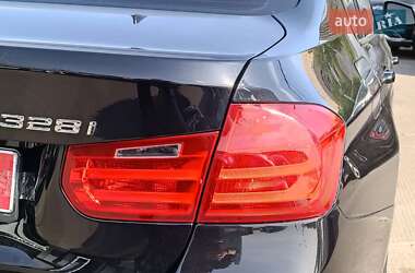 Седан BMW 3 Series 2013 в 