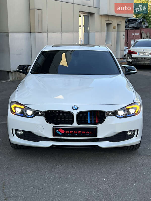 Седан BMW 3 Series 2014 в Одессе