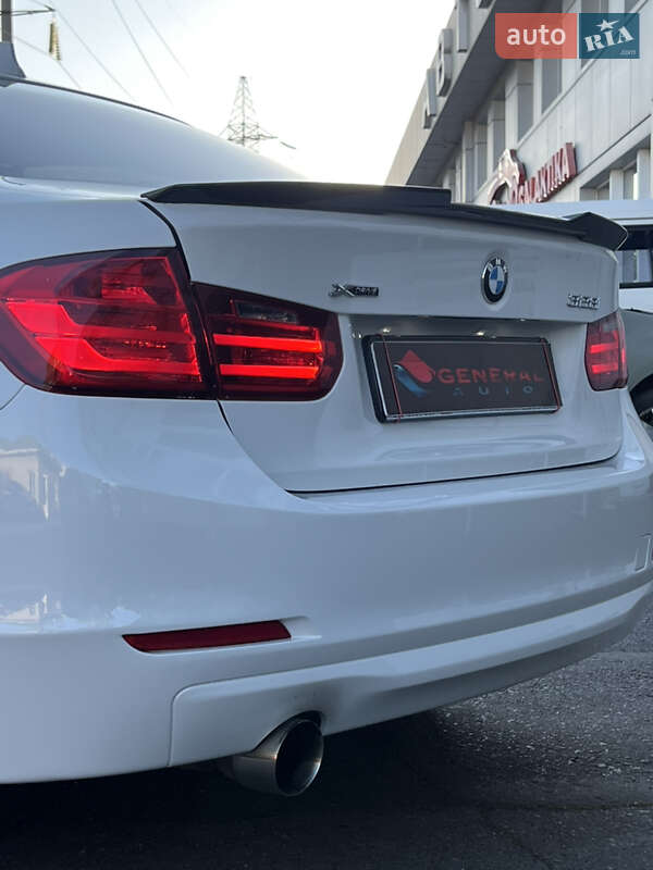 Седан BMW 3 Series 2014 в Одессе