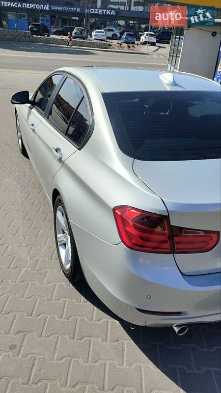 Седан BMW 3 Series 2014 в Киеве