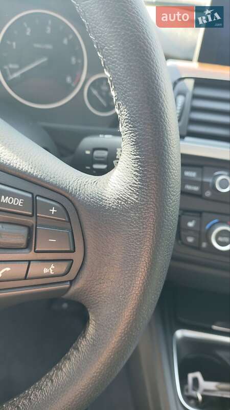 Седан BMW 3 Series 2014 в Киеве