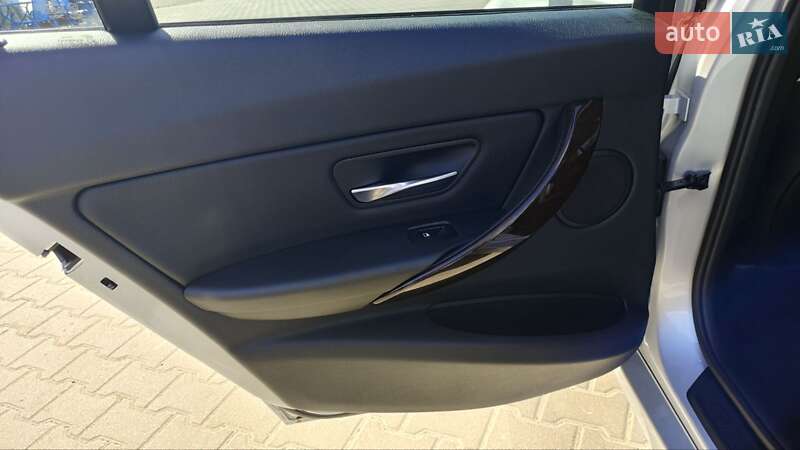 Седан BMW 3 Series 2014 в Киеве