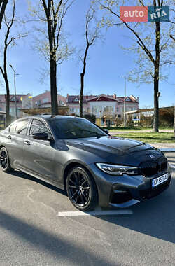 Седан BMW 3 Series 2019 в 