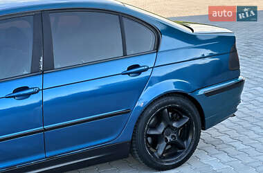 Седан BMW 3 Series 2001 в 