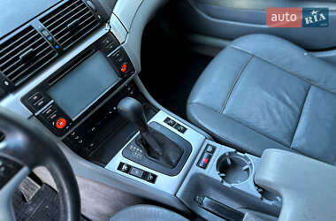 Седан BMW 3 Series 2001 в 