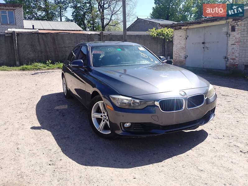 Седан BMW 3 Series 2015 в 