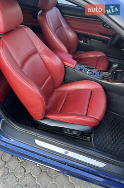 Купе BMW 3 Series 2009 в 