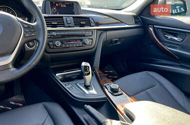 Седан BMW 3 Series 2015 в 