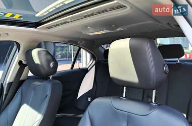 Седан BMW 3 Series 2015 в 