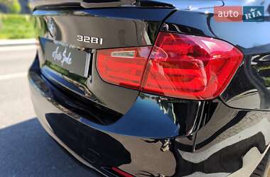 Седан BMW 3 Series 2015 в 