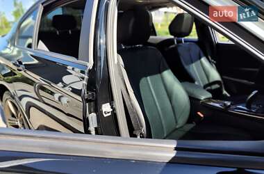 Седан BMW 3 Series 2015 в 