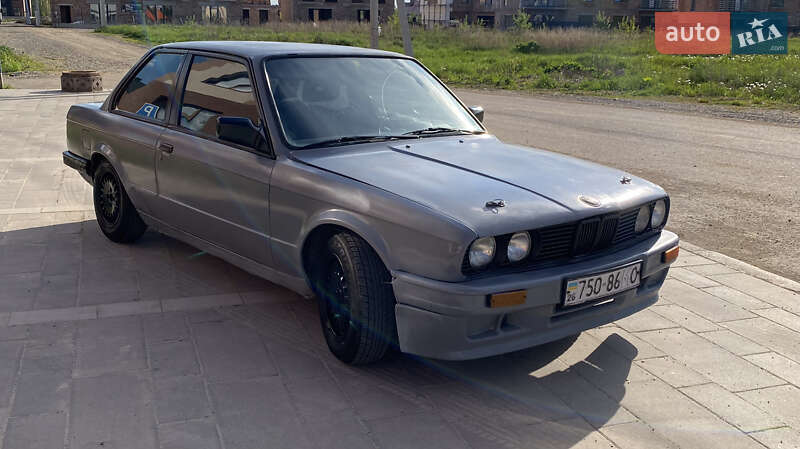 Купе BMW 3 Series 1985 в Ивано-Франковске фото 14 Купе BMW 3 Series 1985 в Ивано-Франковске